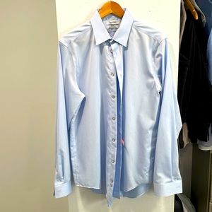 Calvin Klein steel business shirt, slim fit 

Size 16 34/35 - Large